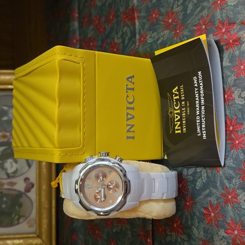 Invicta Womens White Ceramic Watch New
